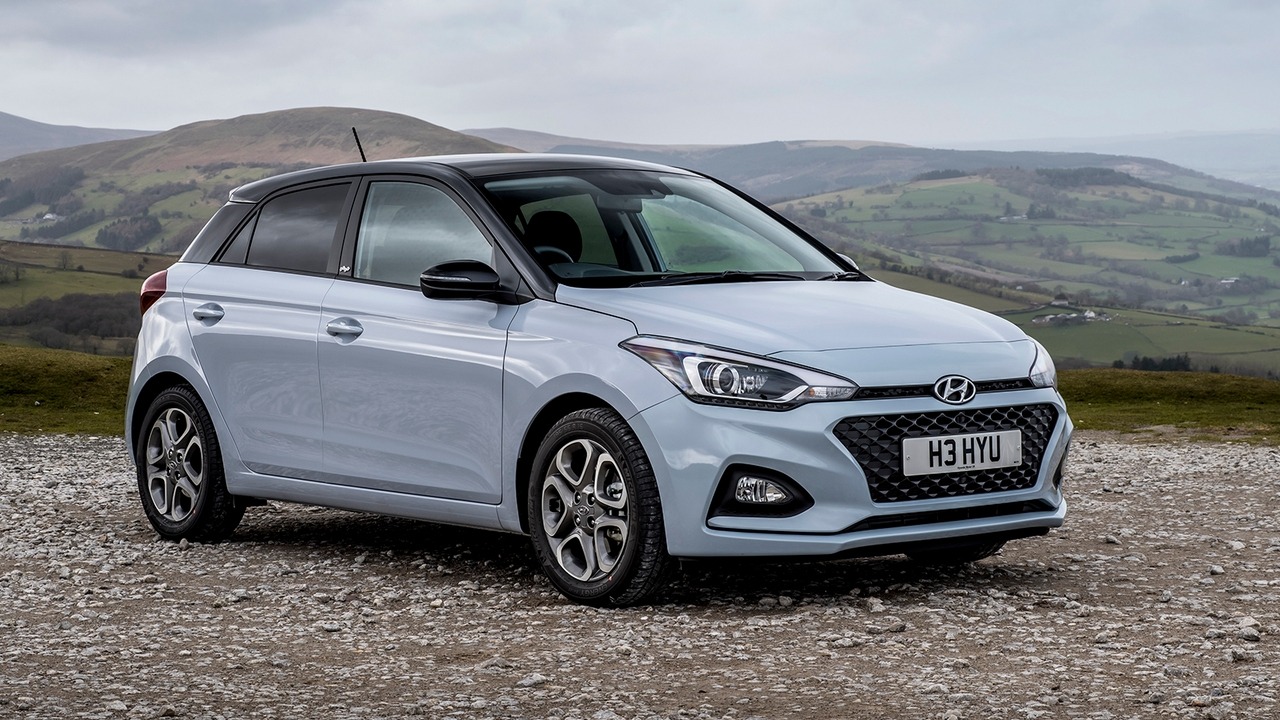 Hyundai i20 Direksiyon Sertleşmesi 